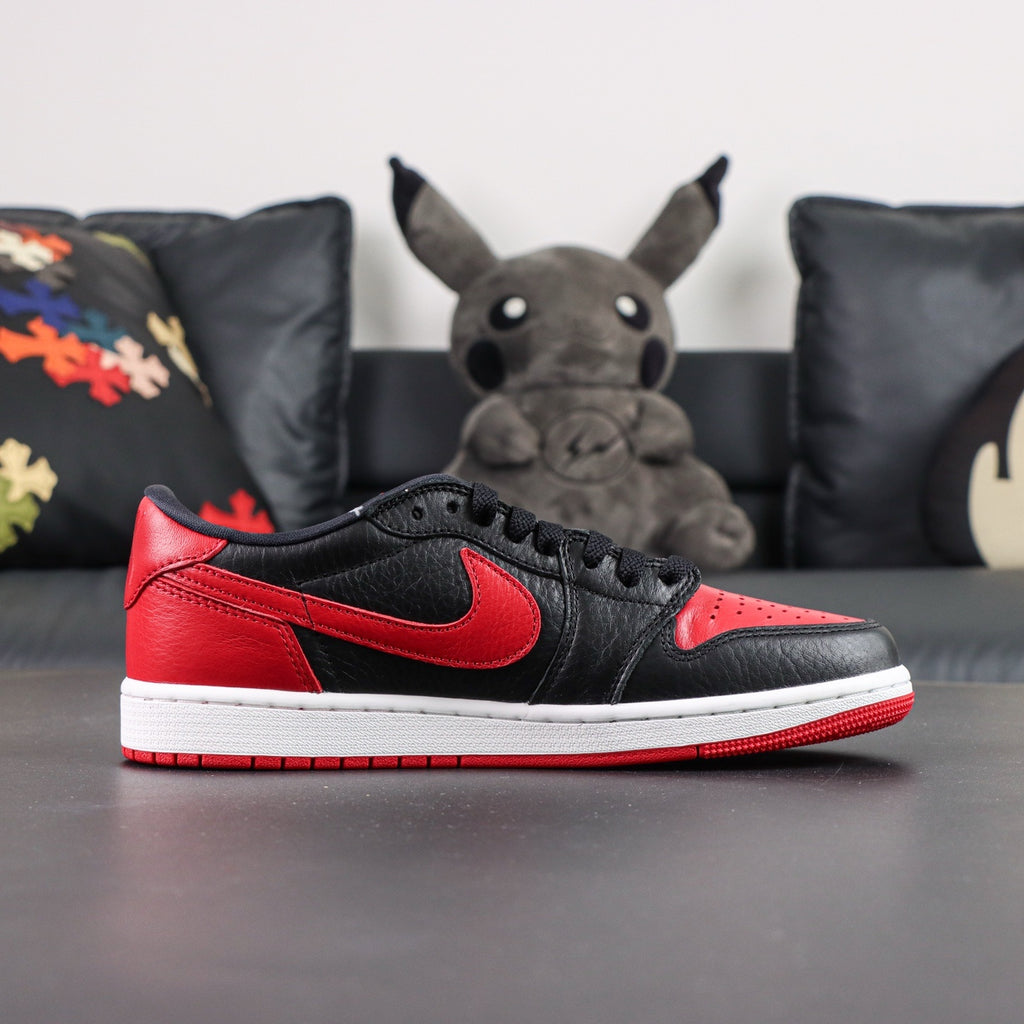 Jordan 1 Low OG 'Banned'