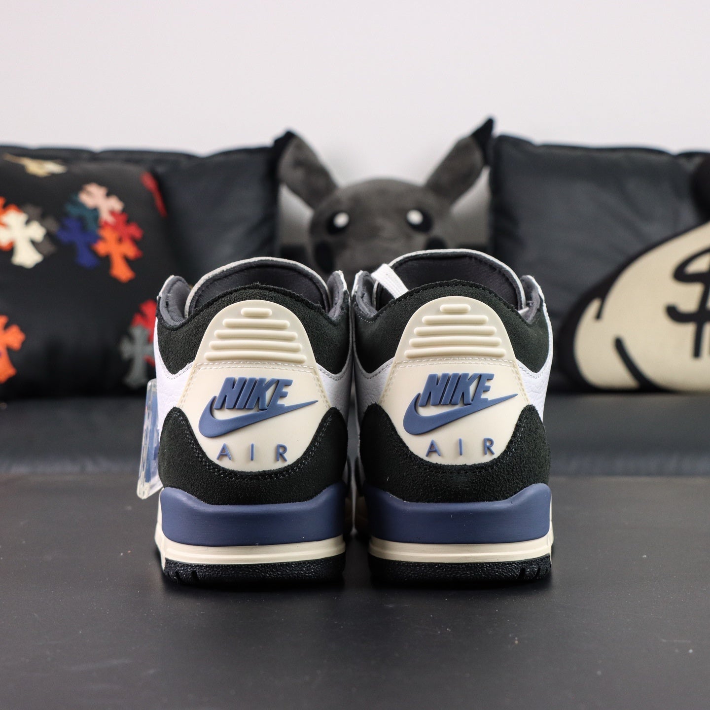 Jordan 3 x A Ma Maniere 'Diffused Blue'