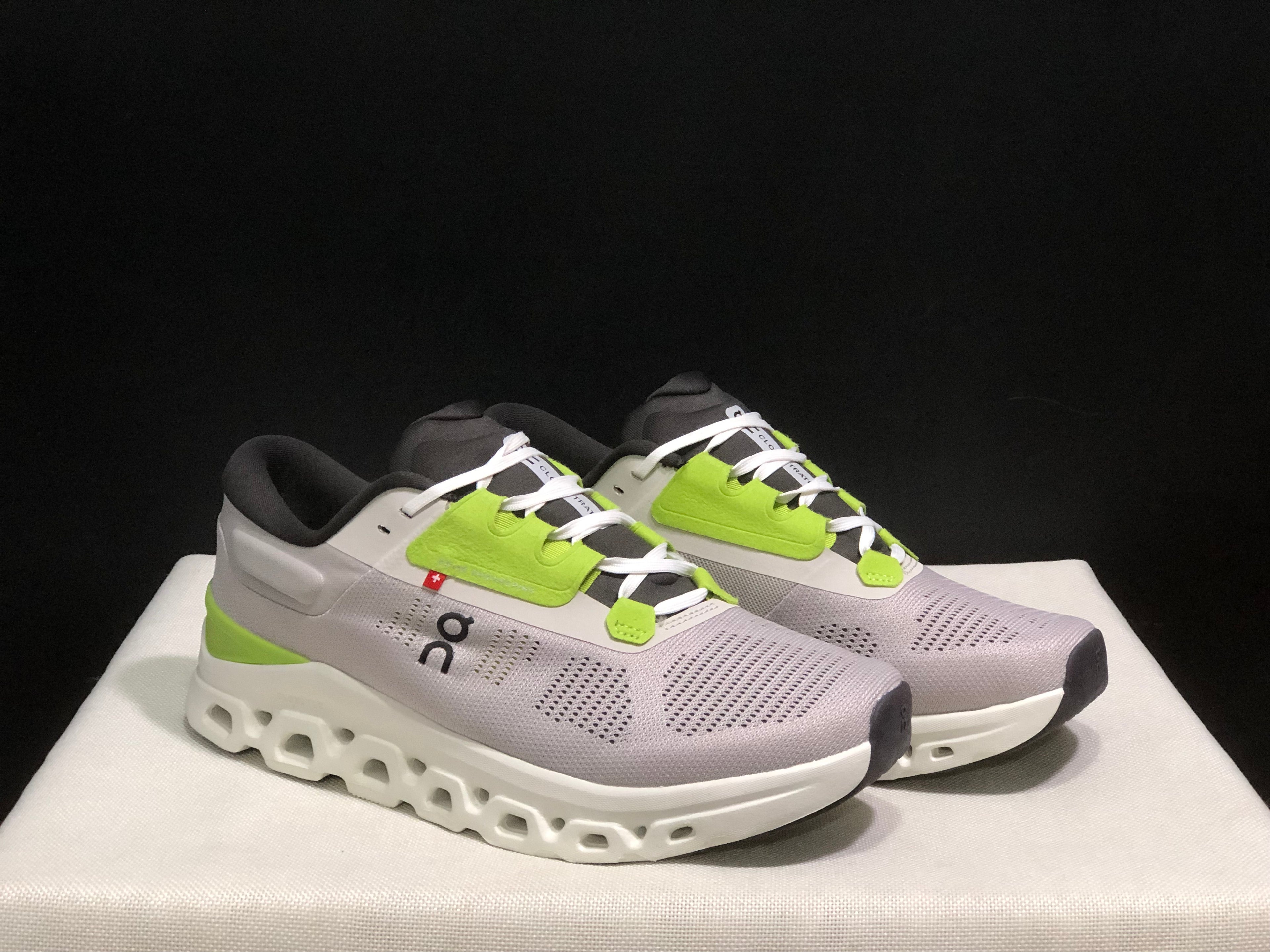 Cloudstratus 3 'Pearl | Ivory'