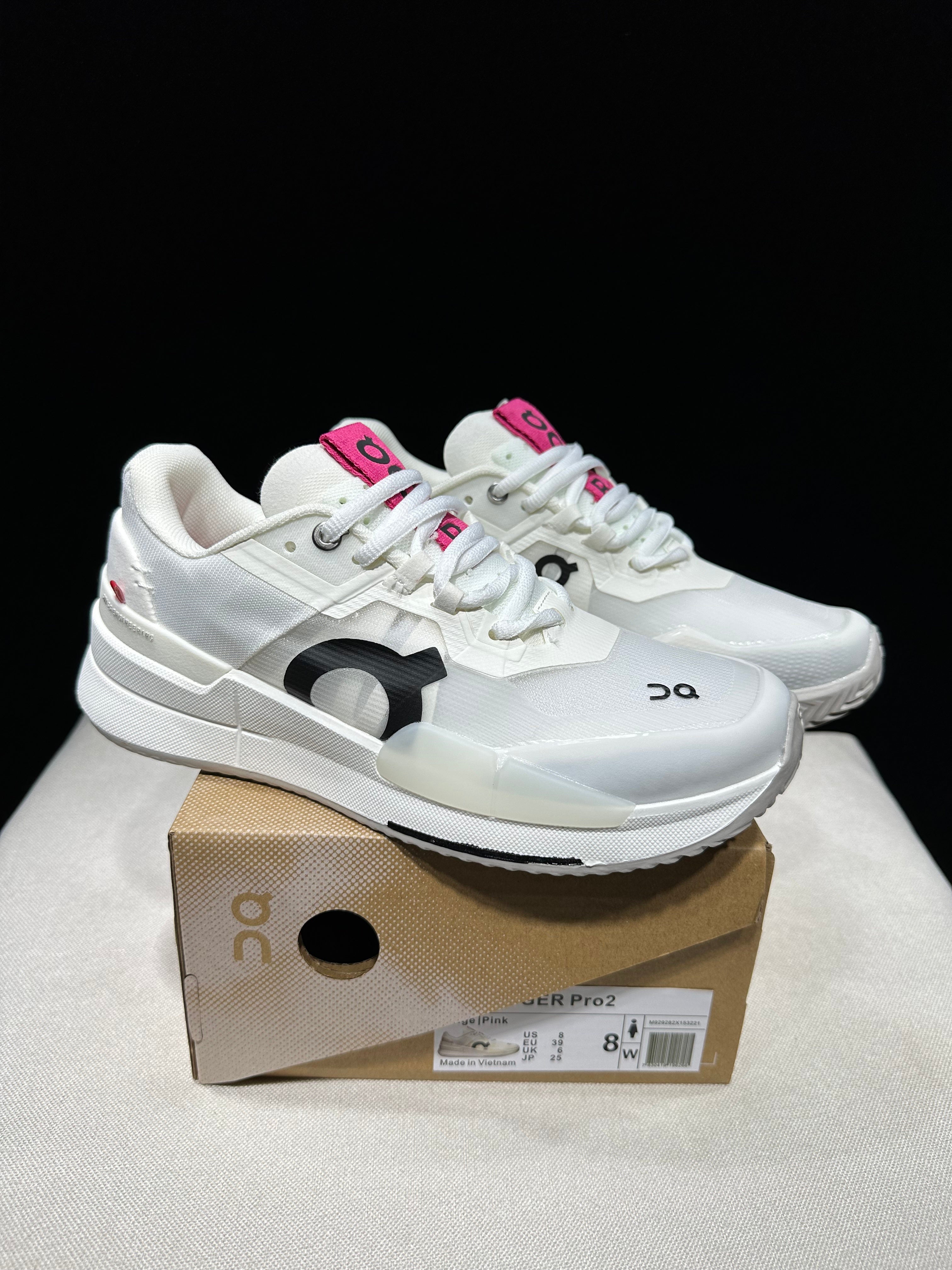 THE ROGER Pro 2 'Arctic | Pink'