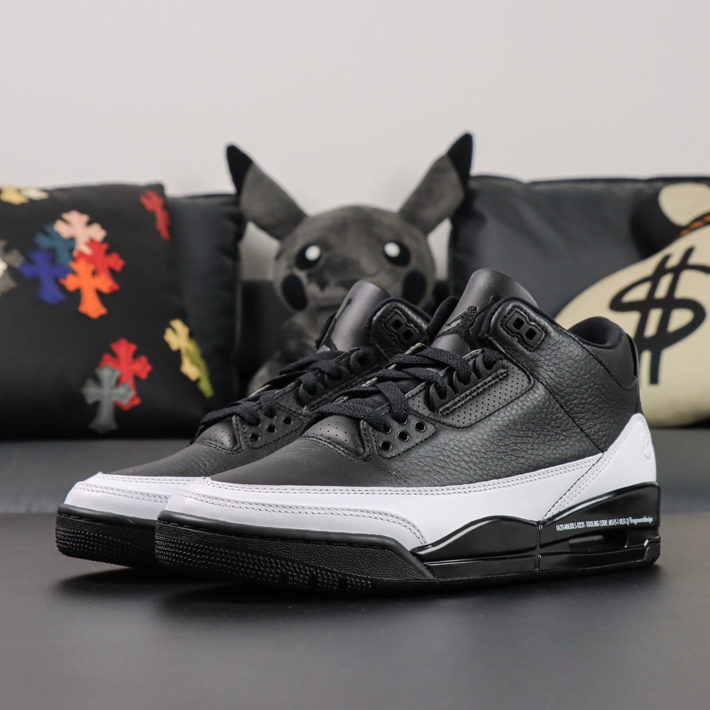 Fragment Design x Air Jordan 3 'Black/White'