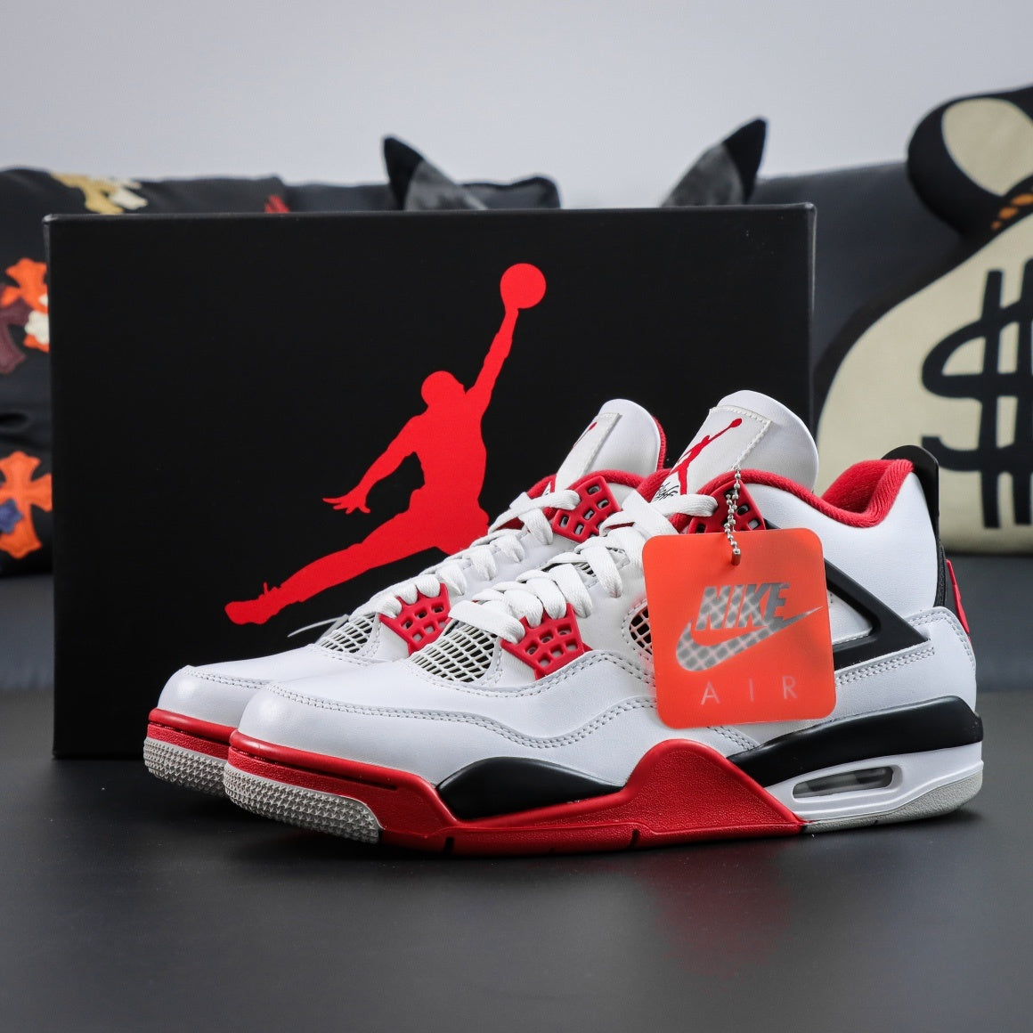 Jordan 4 'Fire Red' 2020