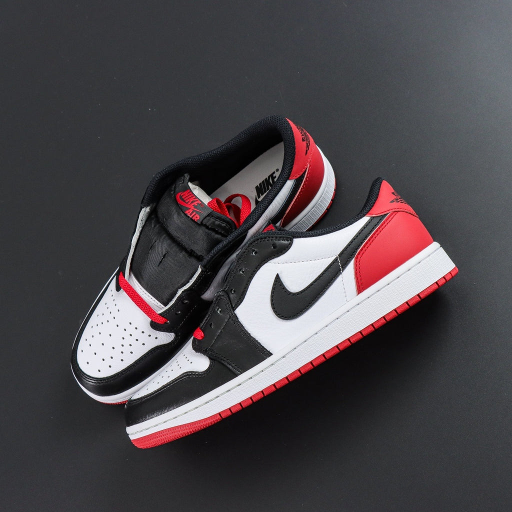 Jordan 1 Low OG 'Black Toe' 2023