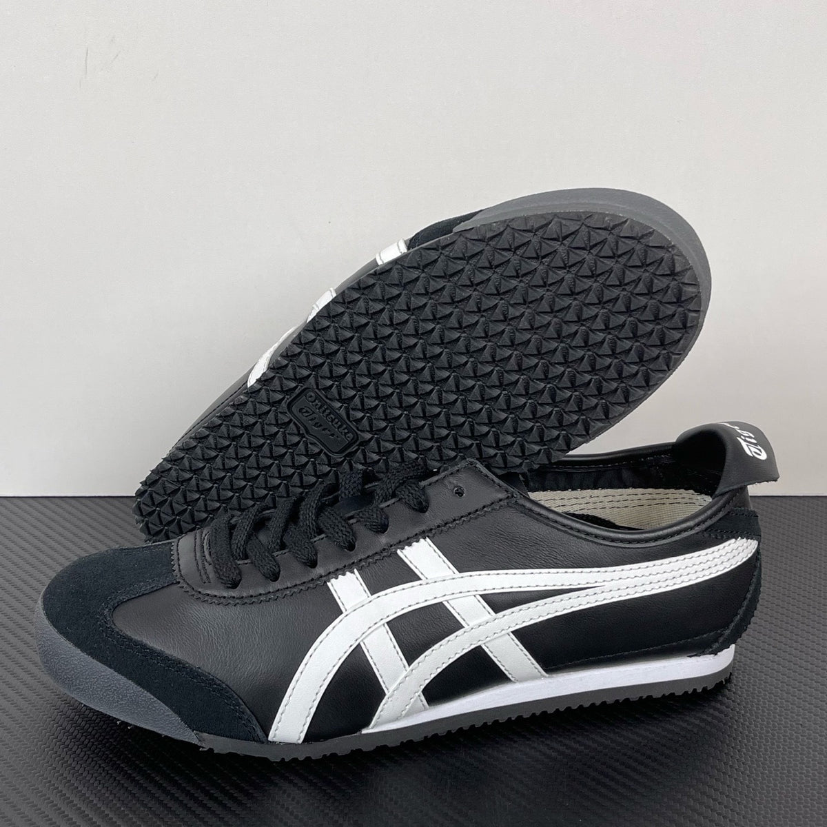 Onitsuka Tiger Mexico 66 'Black White'