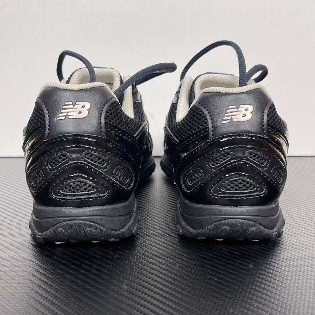 New Balance 204L "Black Timberwolf"