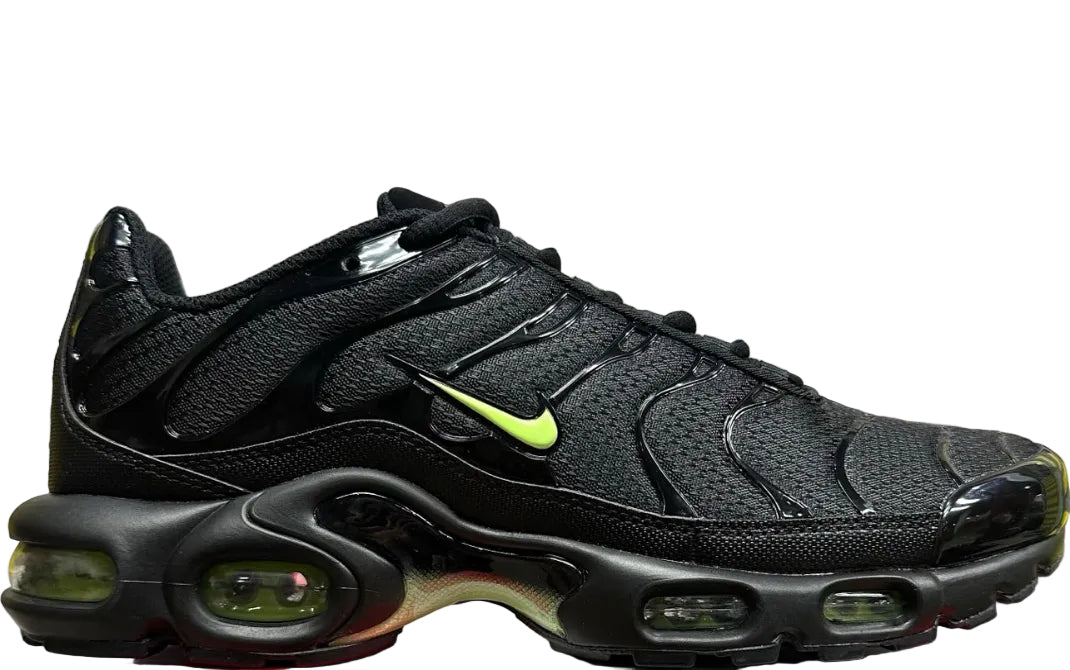 NIKE AIR MAX PLUS Black Volt Ice