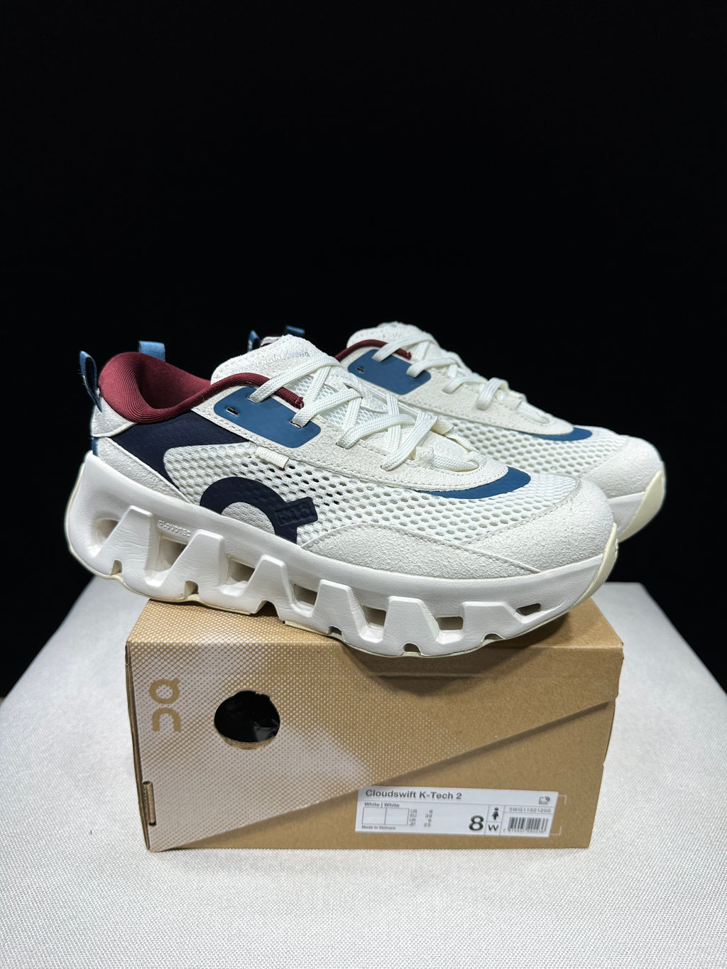 ON - KITH K TECH 2 WHITE DARK BLUE LOGO