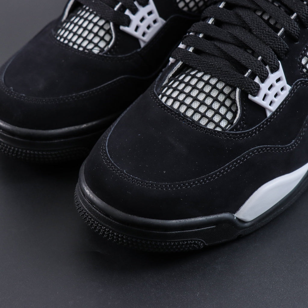 Jordan 4 Retro 'White Thunder'