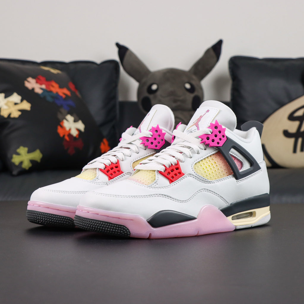 Jordan 4 Retro 'Comic'