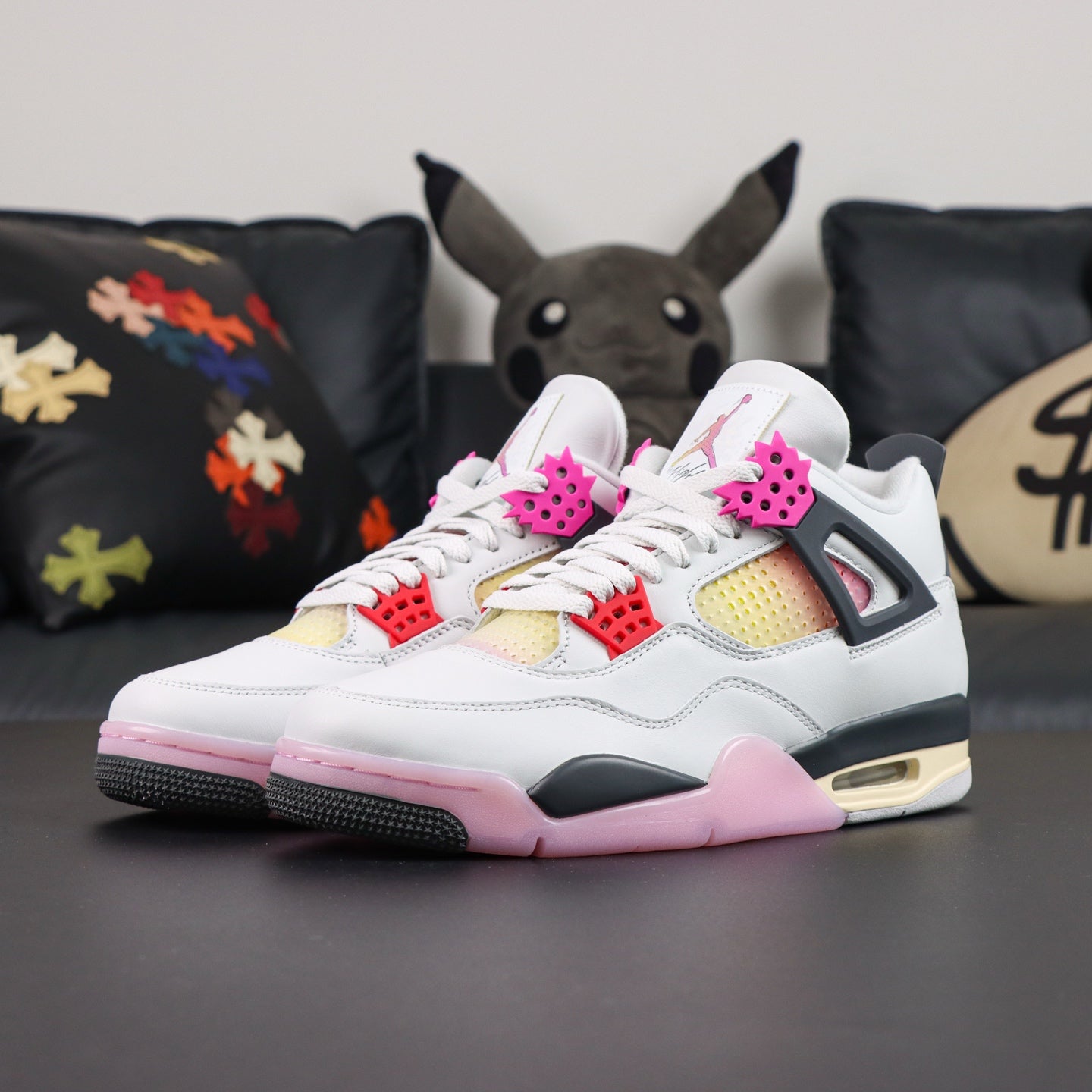 Jordan 4 Retro 'Comic'