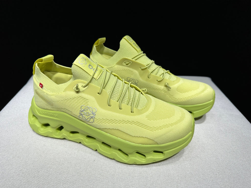 ON - Cloudtilt x Loewe 'Lime Green'