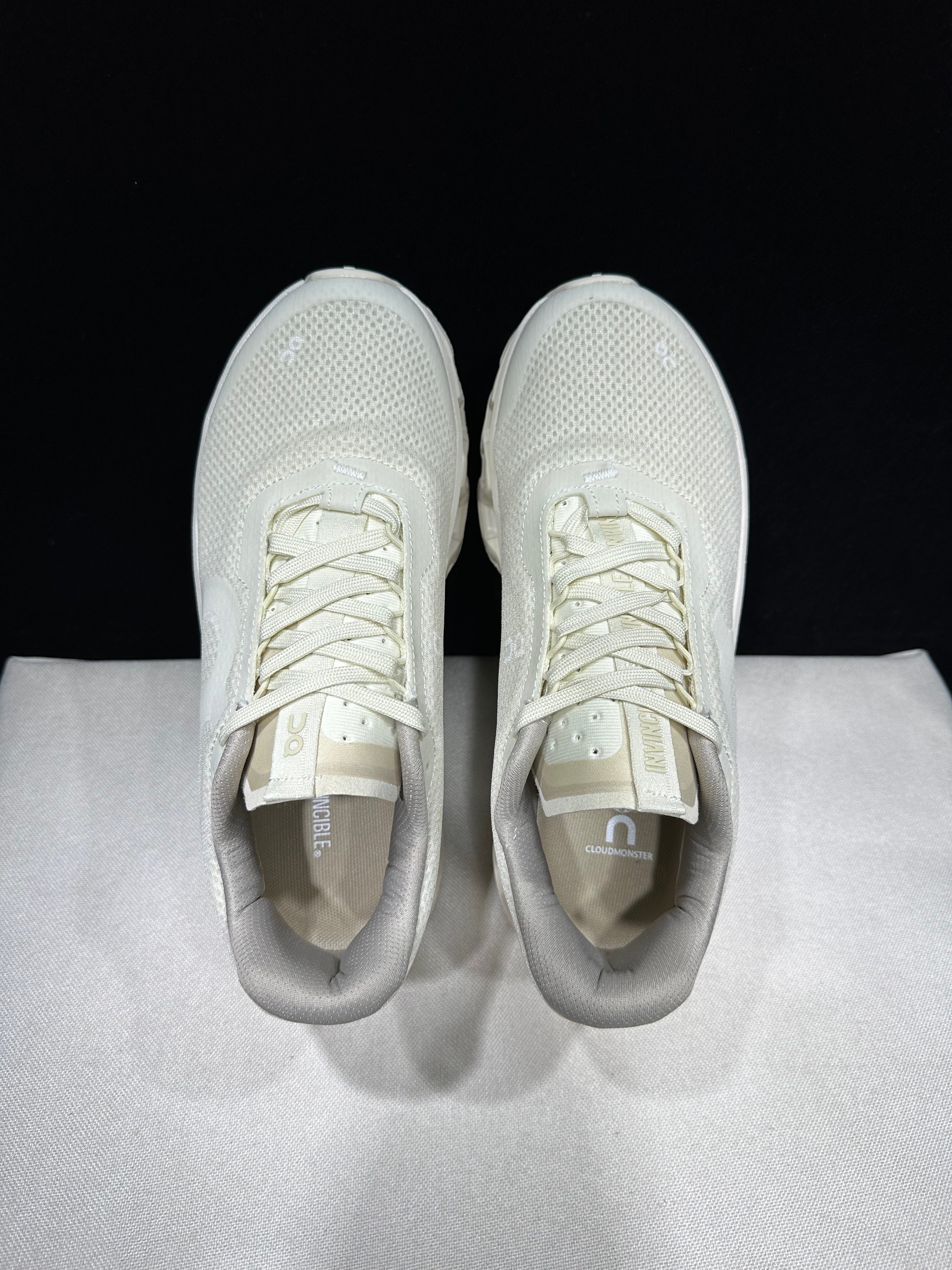 ON - Cloudmonster 2 'Invincible Ivory White'