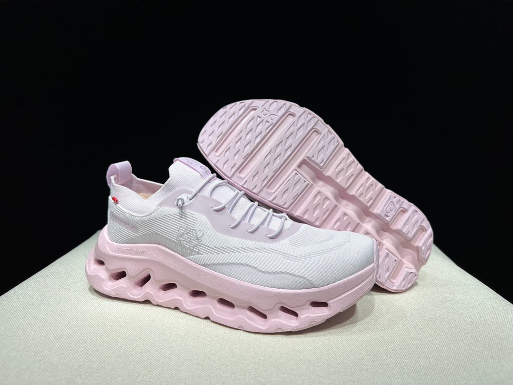 ON - Cloudtilt x Loewe 'Pale Pink'