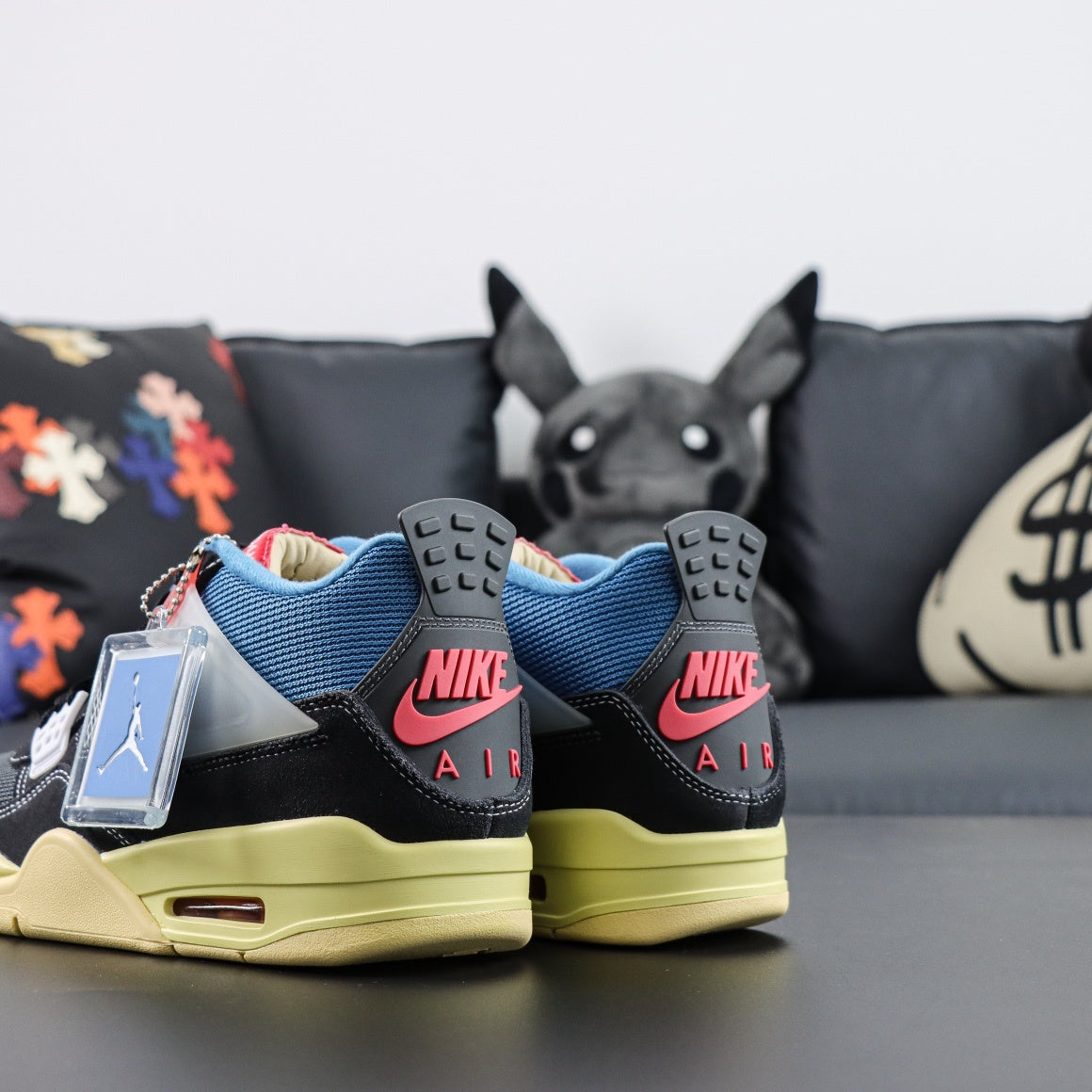 Jordan 4 Retro x Union LA 'Off Noir'