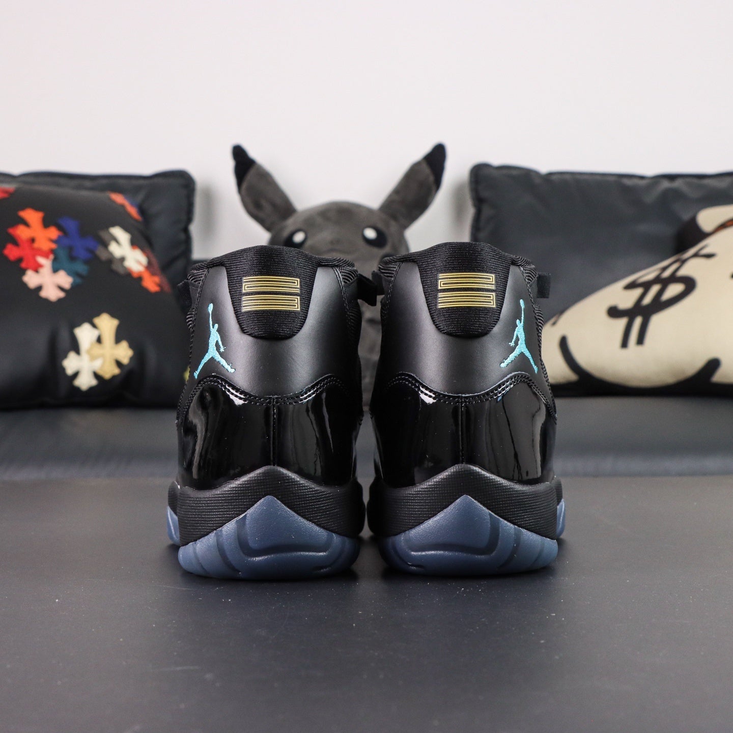 Jordan 11 Retro 'Gamma Blue' 2025