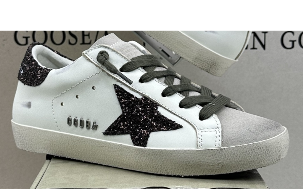 Golden Goose Super-Star 'Dark Glitter Star & Heel Tab'
