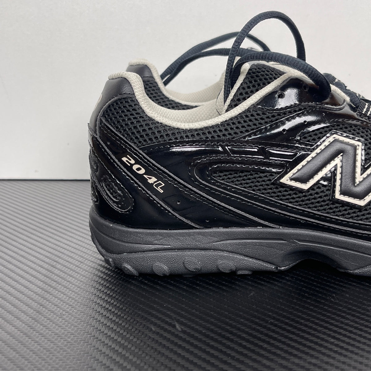 New Balance 204L "Black Timberwolf"