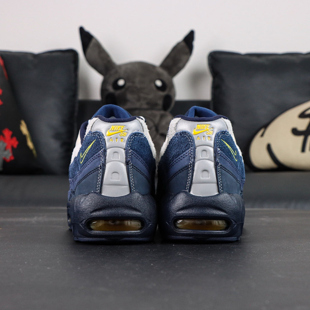 Nike SB Air Max 95 x Eric Koston 'Obsidian Speed Yellow'