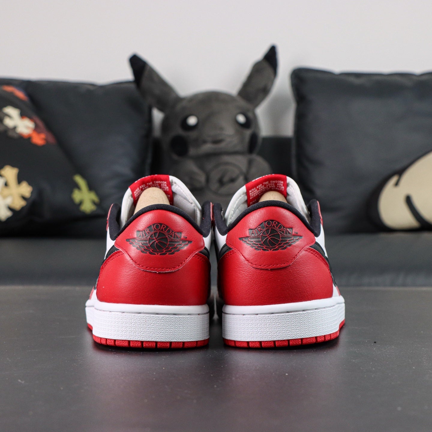 Jordan 1 Low OG 'Chicago'