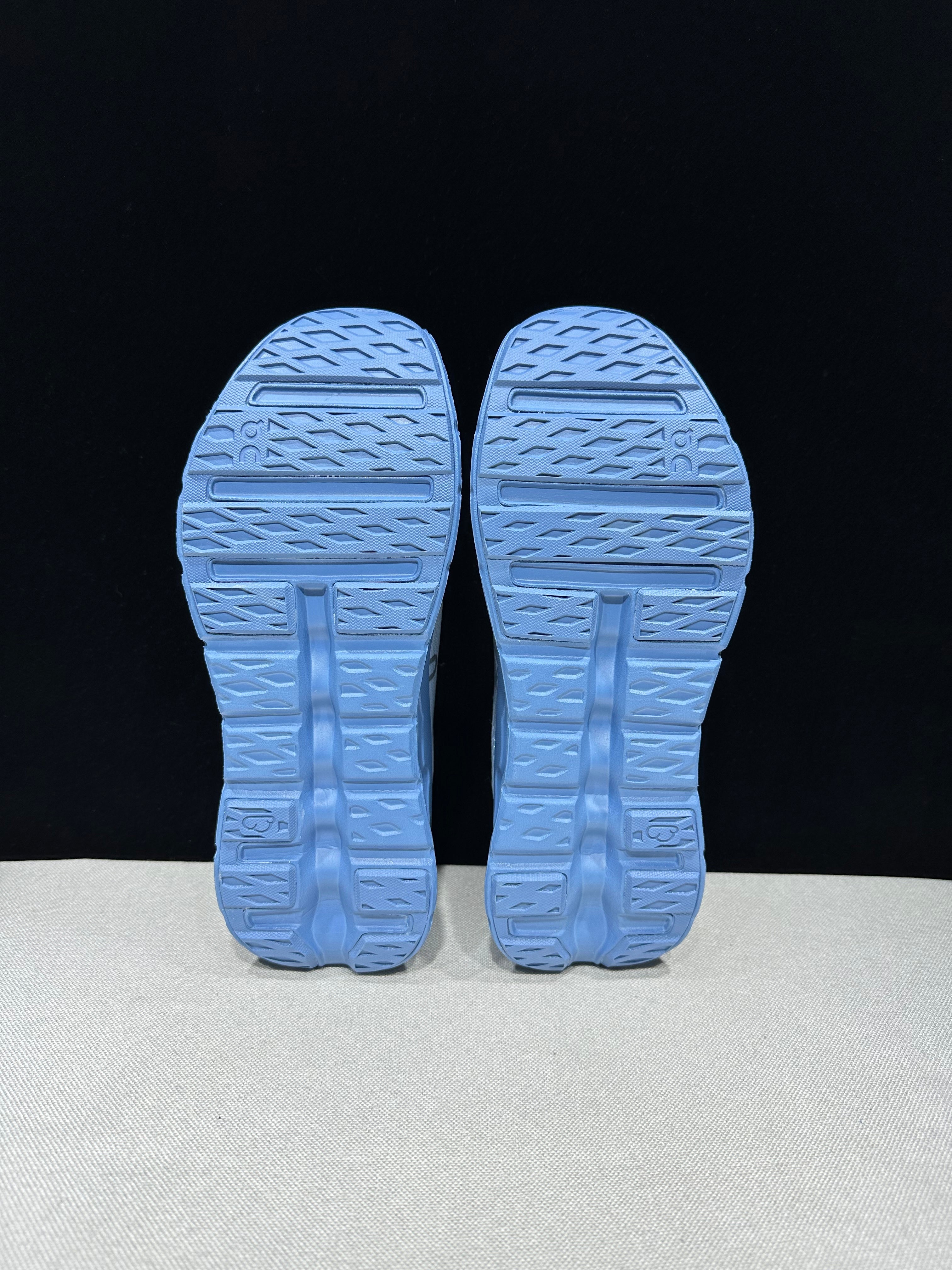 ON - Cloudtilt x Loewe 'Forever Blue'