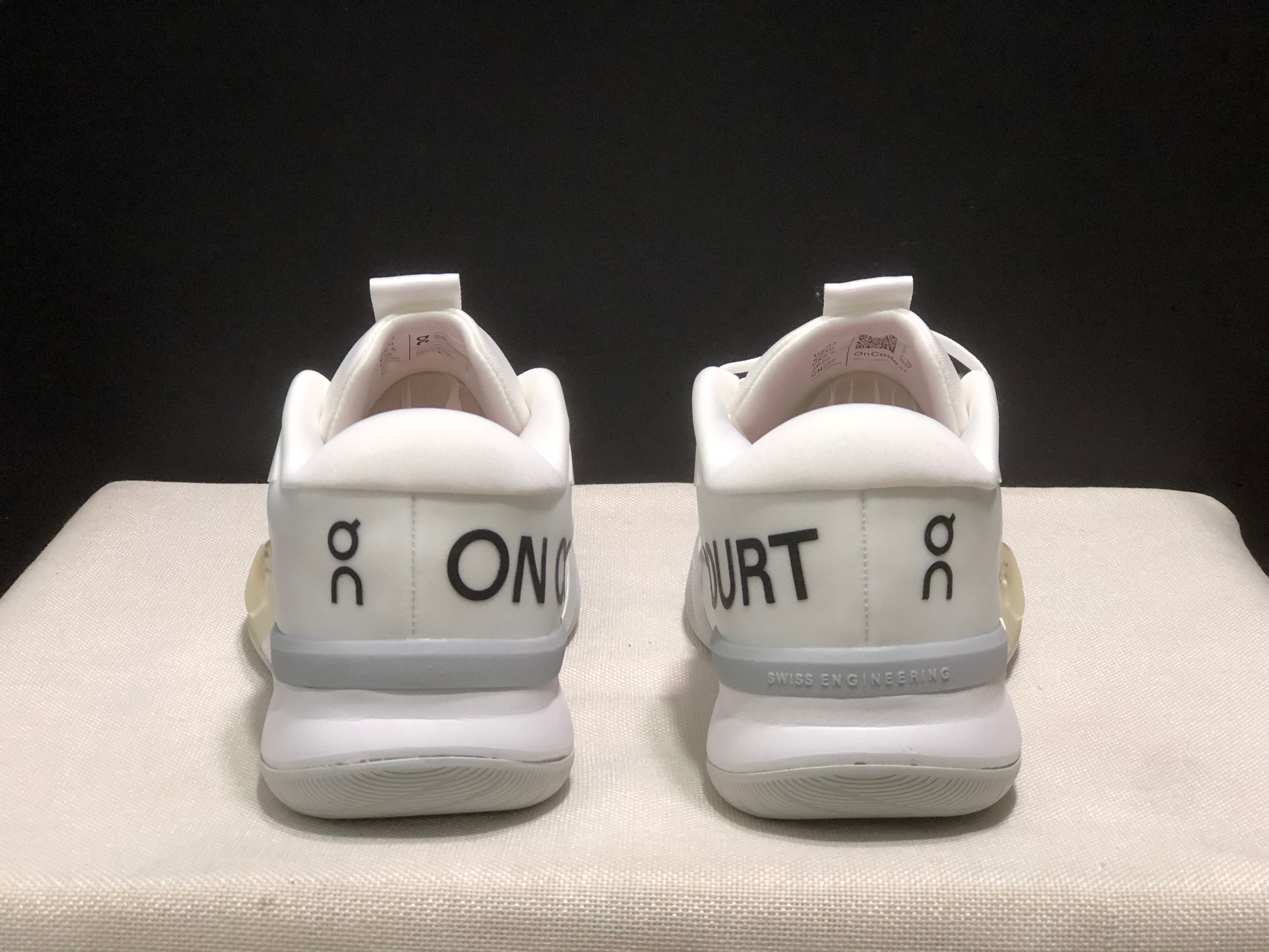 THE ROGER Pro 3 'White | Pink'
