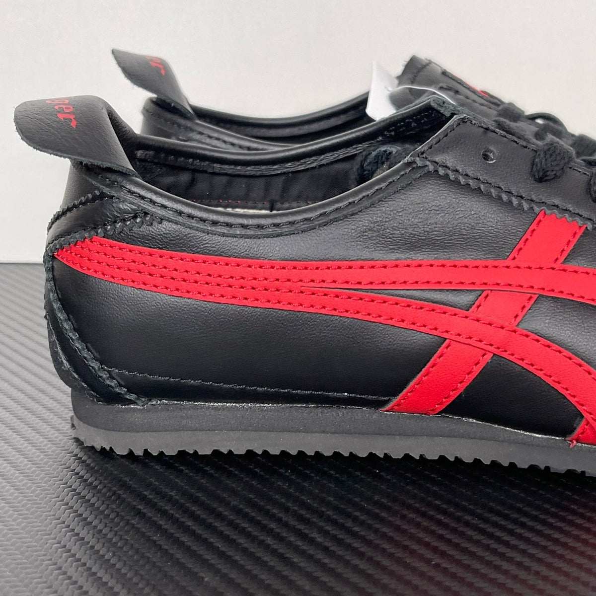 Onitsuka Tiger Mexico 66 'Black Classic Red'