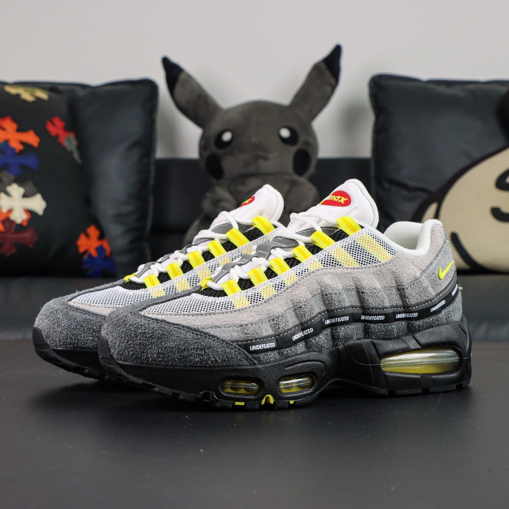 Nike Air Max 95 x Undefeated 'Geo Shanghai'