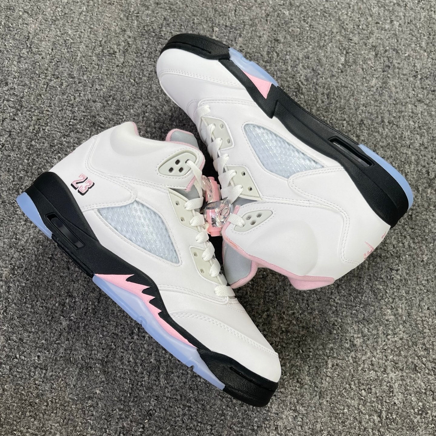 Jordan 5 Retro 'Medium Soft Pink'