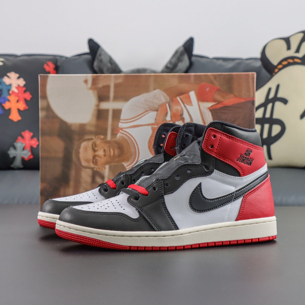 Jordan 1 Retro High OG 'Black Toe Reimagined'