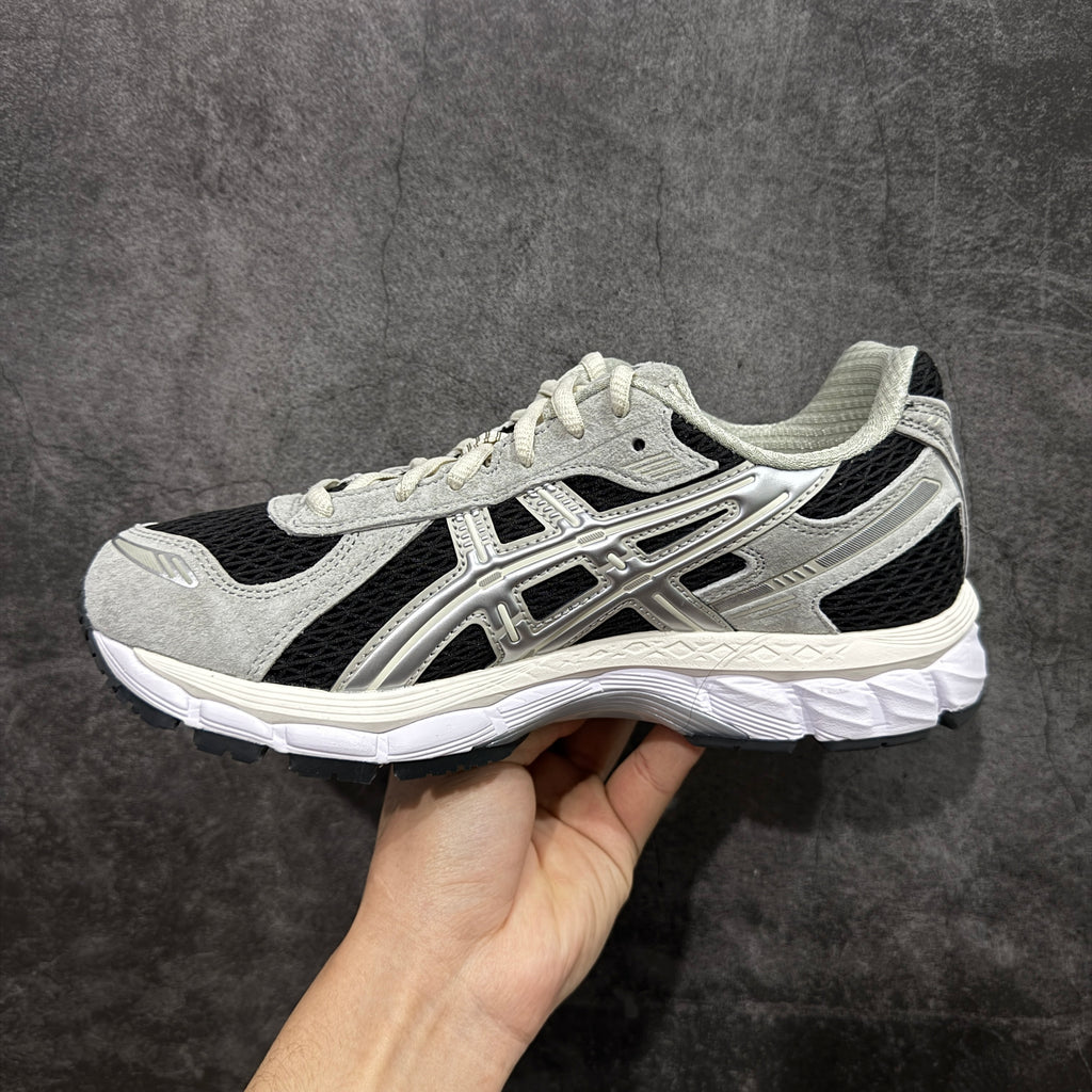 ASICS x Kith Gel-Kayano 12.1 'Peat Cream'