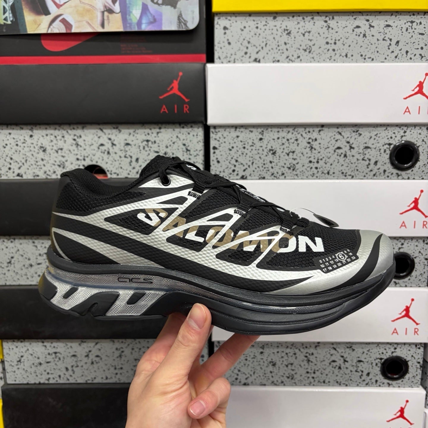 SALOMON-XT-MM6 Maison Margiela 'Black Silver'