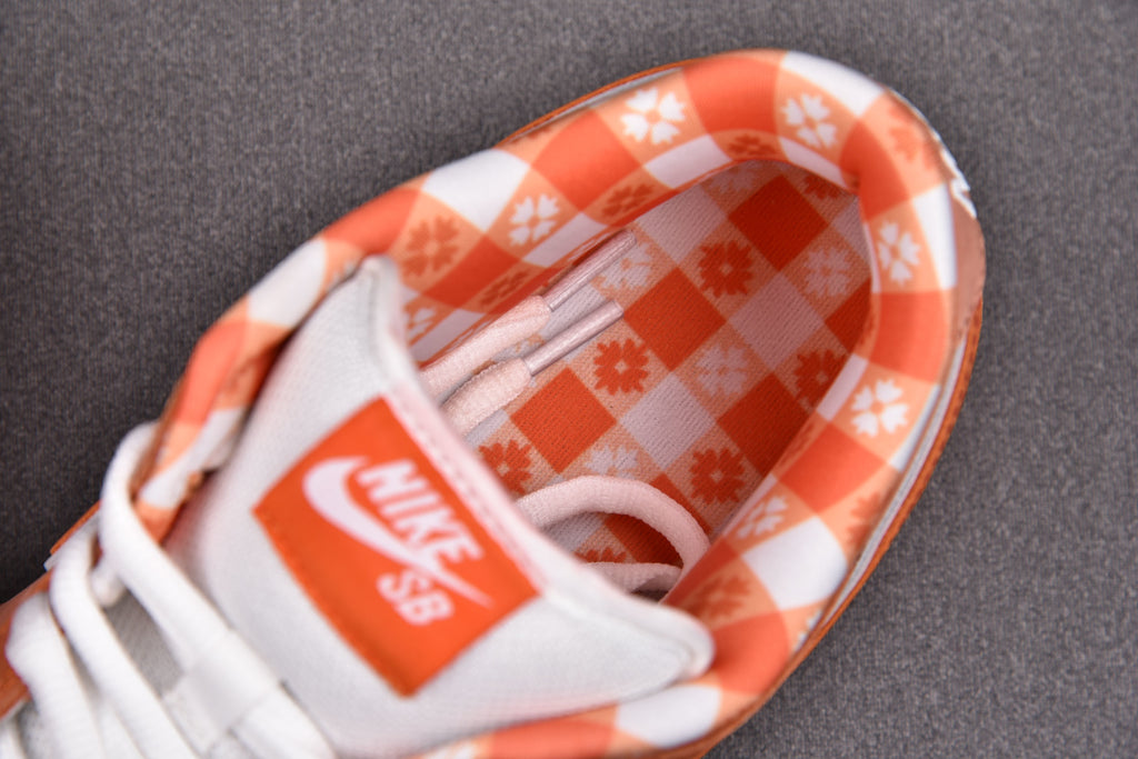 Nike SB Dunk  Low   x Concepts "Orange Lobster"