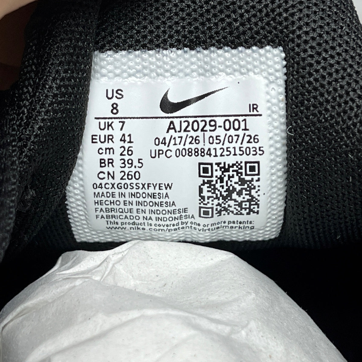 NIKE AIR MAX PLUS Triple BLACK