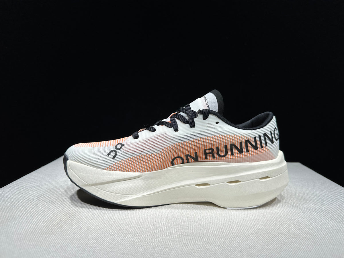 ON - CLOUDBOOM VOLT IVORY SUNSTONE