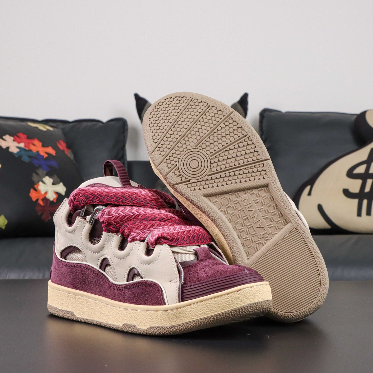 LANVIN CURB SNEAKER beige and burgundy