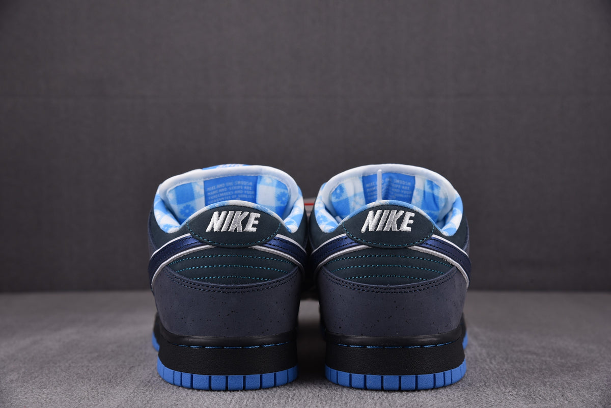 Nike SB Dunk  Low  "Blue Lobster"