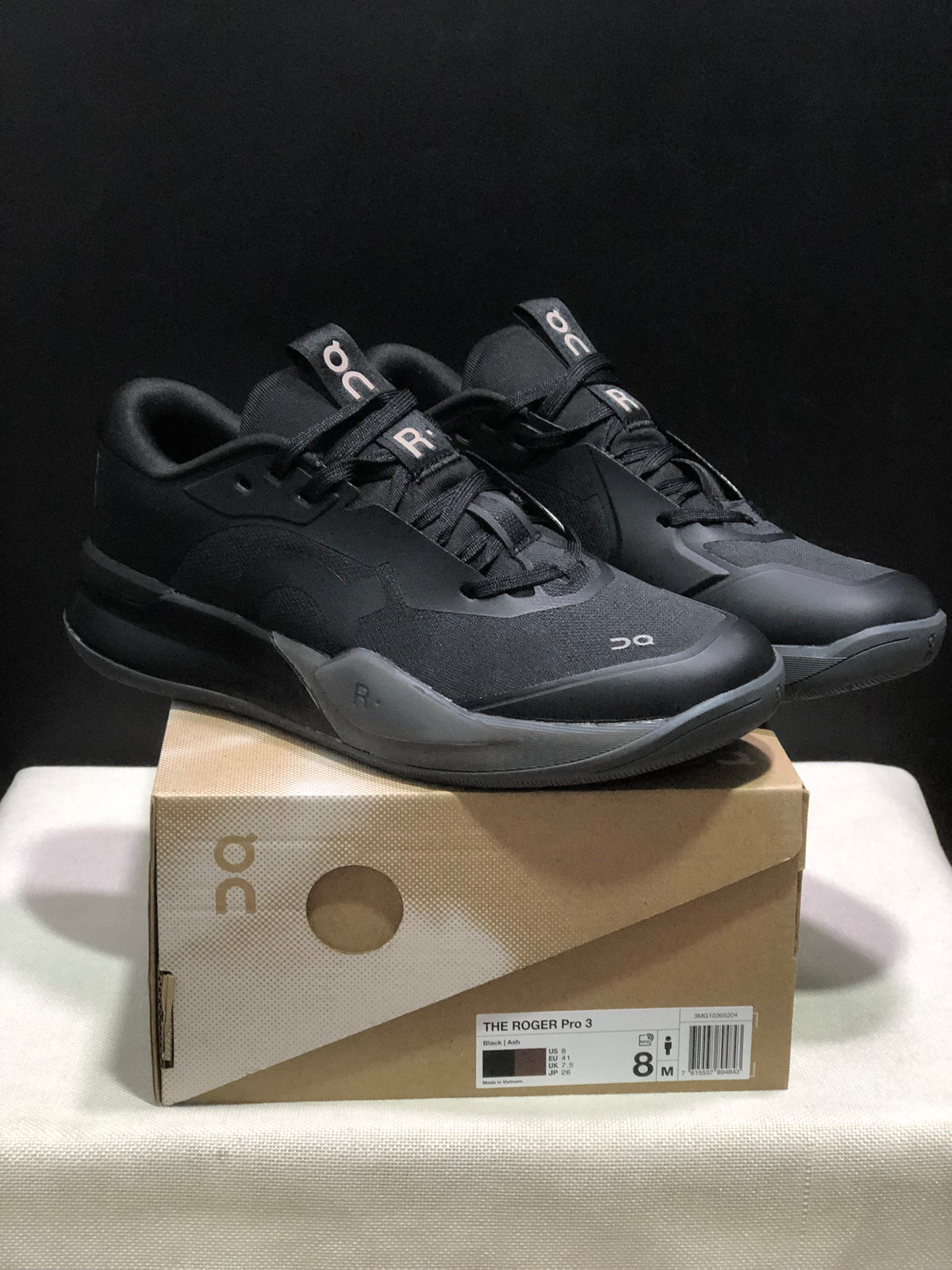 THE ROGER Pro 3 Black