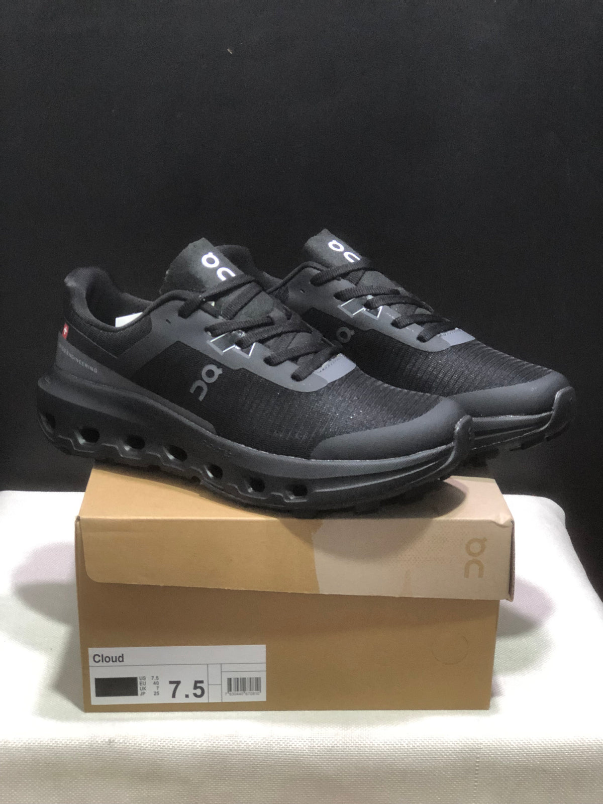ON - CLOUDVISTA 2 ALL BLACK