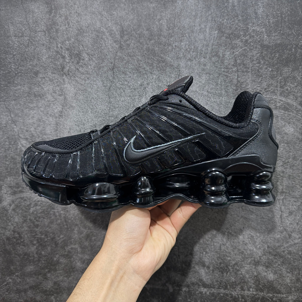 NIKE SHOX TLX Black Max Orange