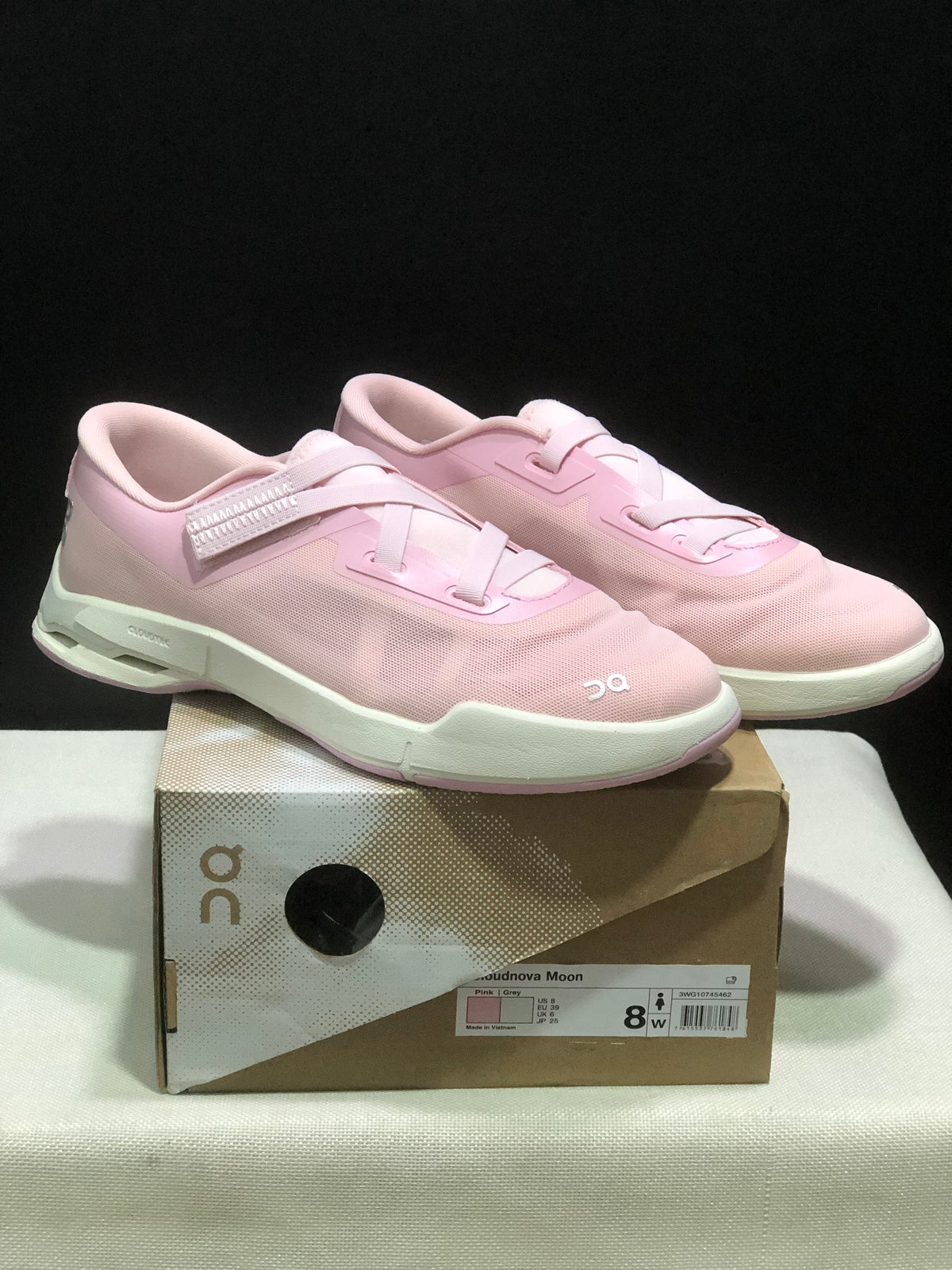 ON - CLOUDNOVA X ZENDAYA PINK GREY