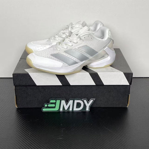 AD ADIZERO UBERSONIC 5 tennis shoes in the Cloud White / Silver Metallic