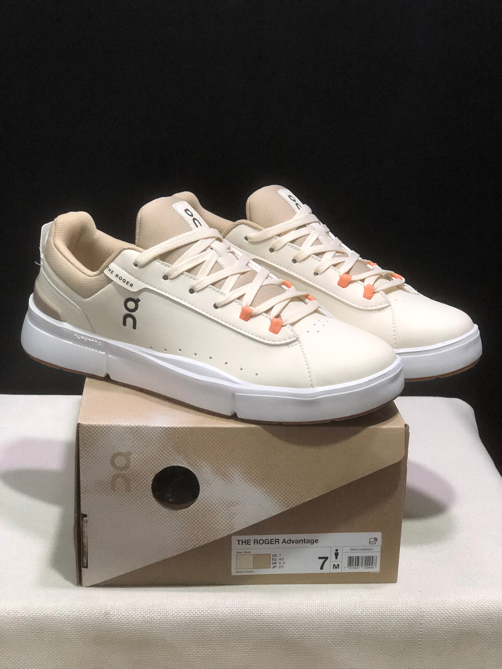 ON - ROGER FEDERER X THE ROGER CENTRE COURT DEW SAND