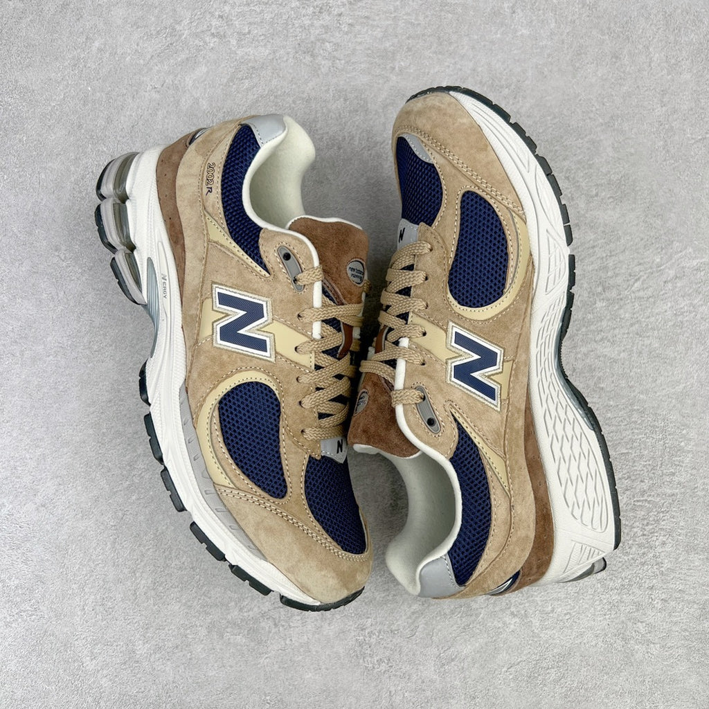 NEW BALANCE 2002R "Beige Navy Blue"