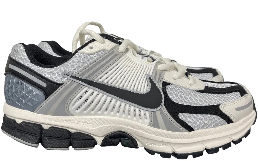 NIKE AIR ZOOM VOMERO 5 "Photon Dust Black"