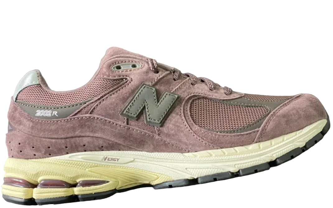 NEW BALANCE 2002R 'Truffle' wine-red/brown