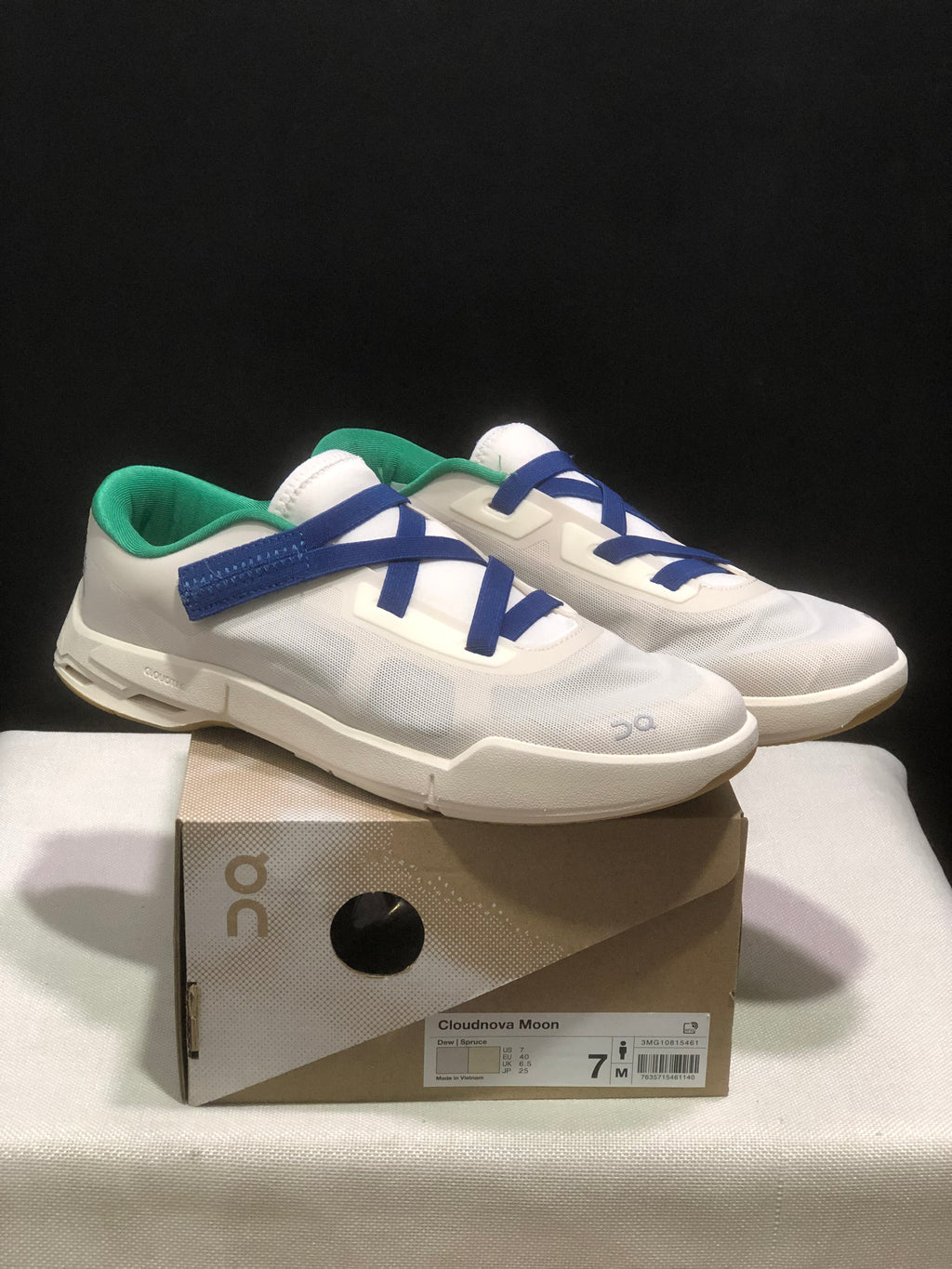 ON - CLOUDNOVA X ZENDAYA Dew Spruce