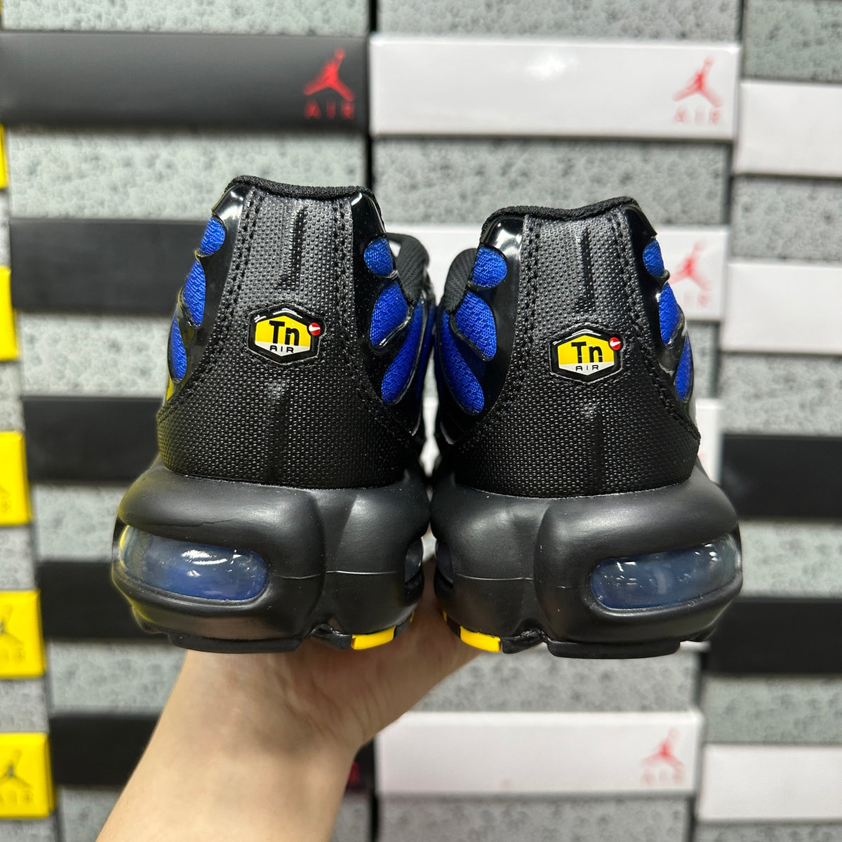NIKE AIR MAX PLUS Black Blue Crystal
