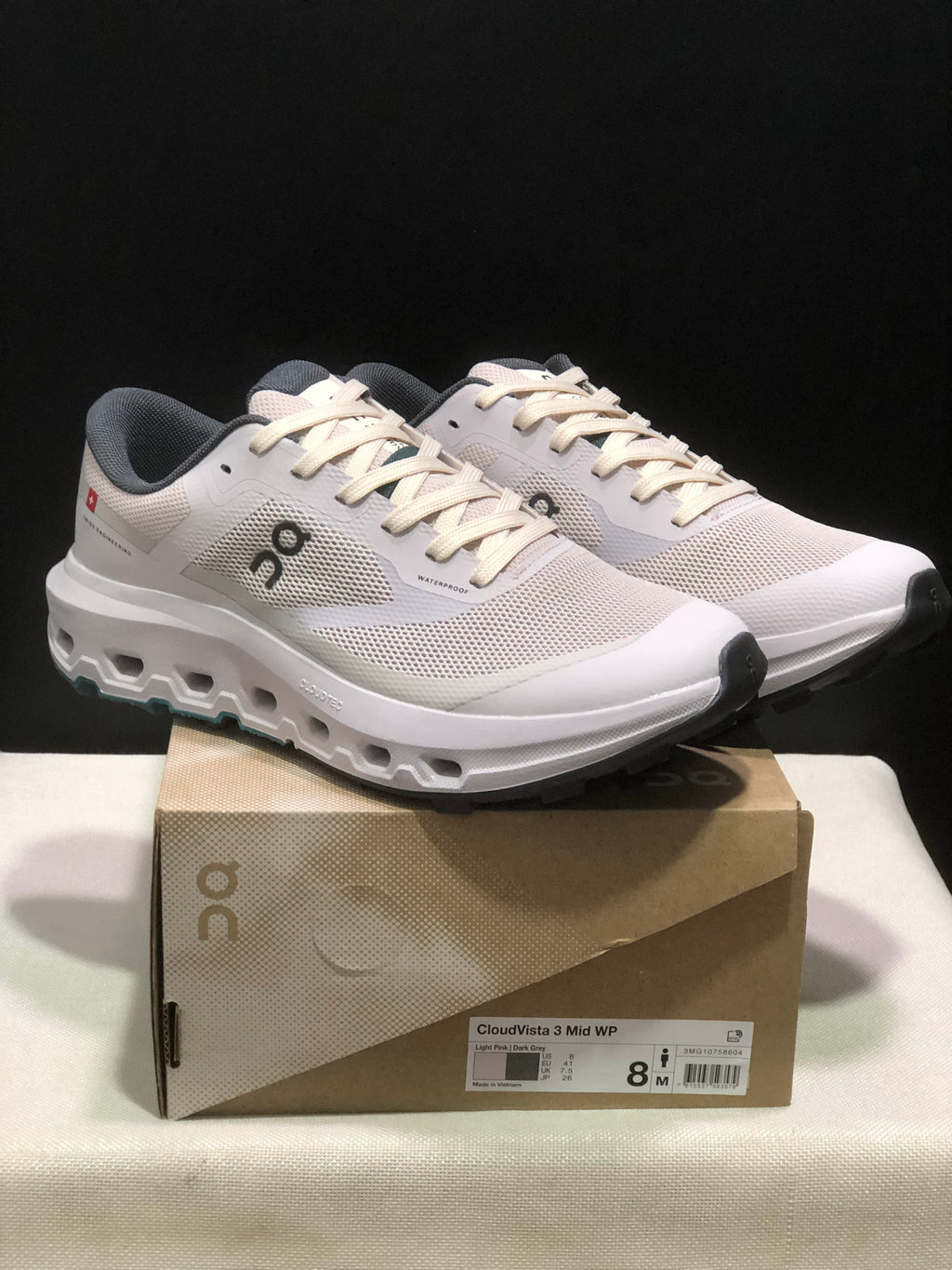 ON - Cloudvista 3 light pink dark grey