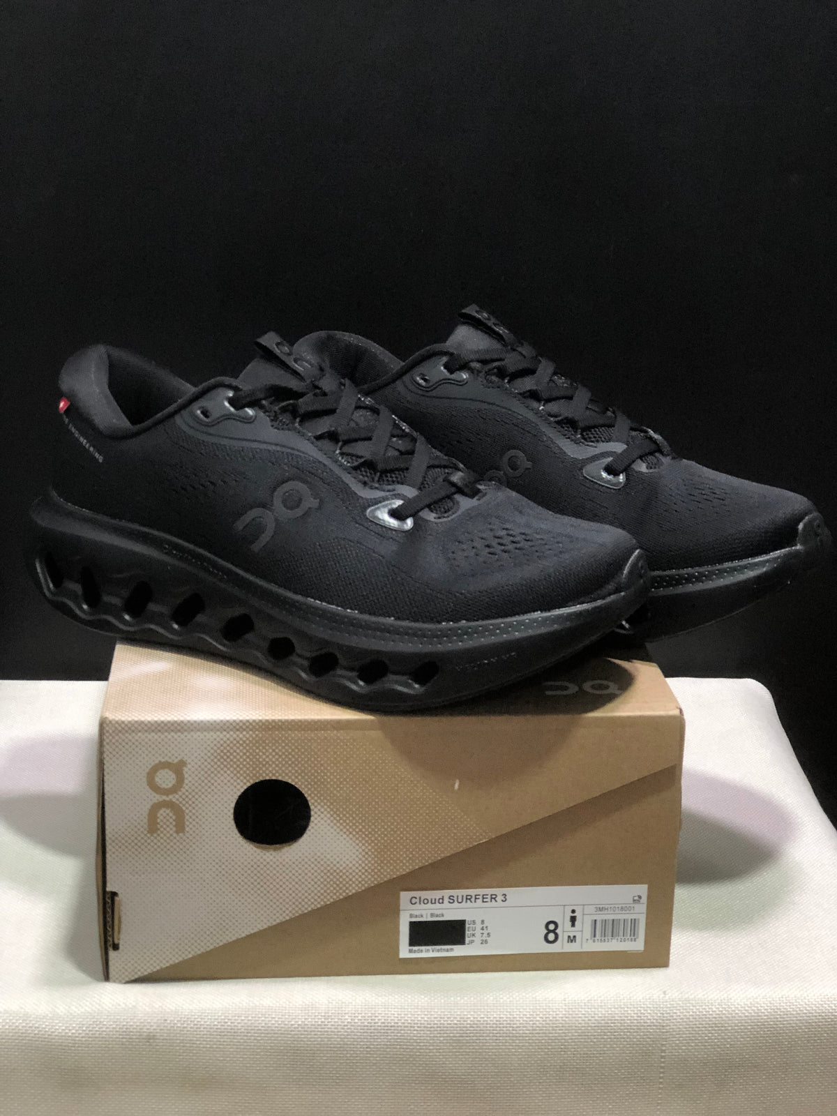 ON - CLOUDSURFER 3 ALL BLACK