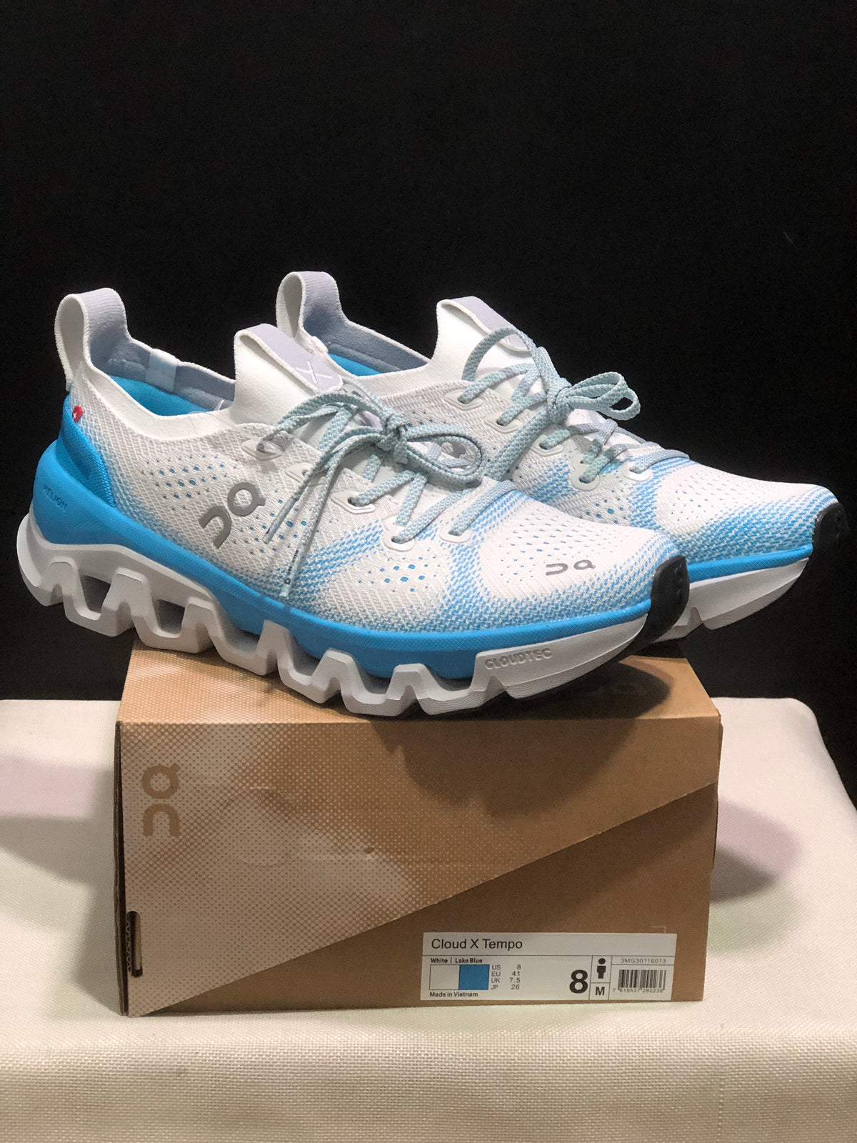 ON - CLOUD X TEMPO 1 ECLIPSE WHITE LAKE BLUE